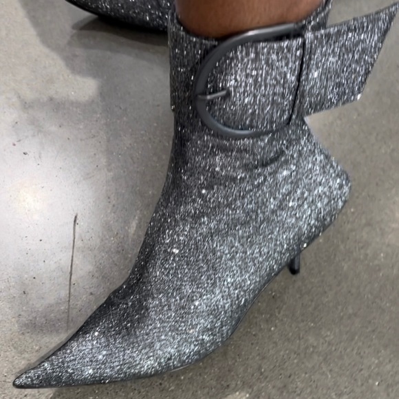 Balenciaga Boot - Picture 3 of 6